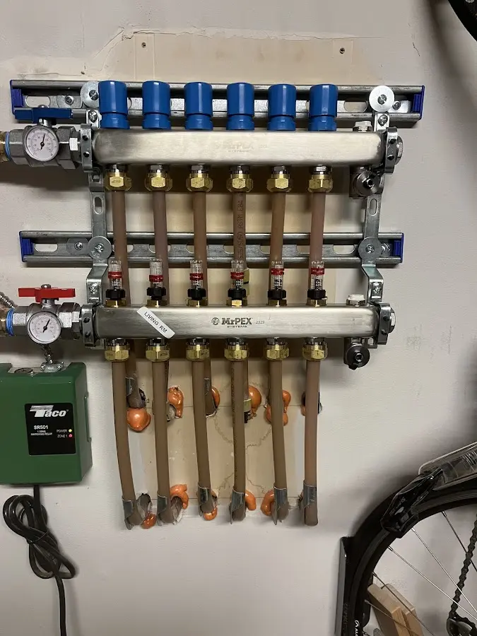 Plumber performing Leak Detection at a residential property in Schiller Park